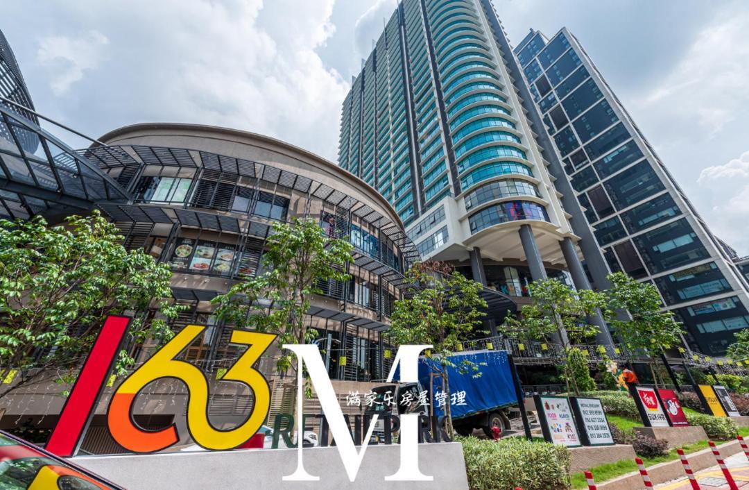 Pangsapuri Mont Kiara Cozy 2 #2bedroom With Balcony #arcoris Kuala Lumpur