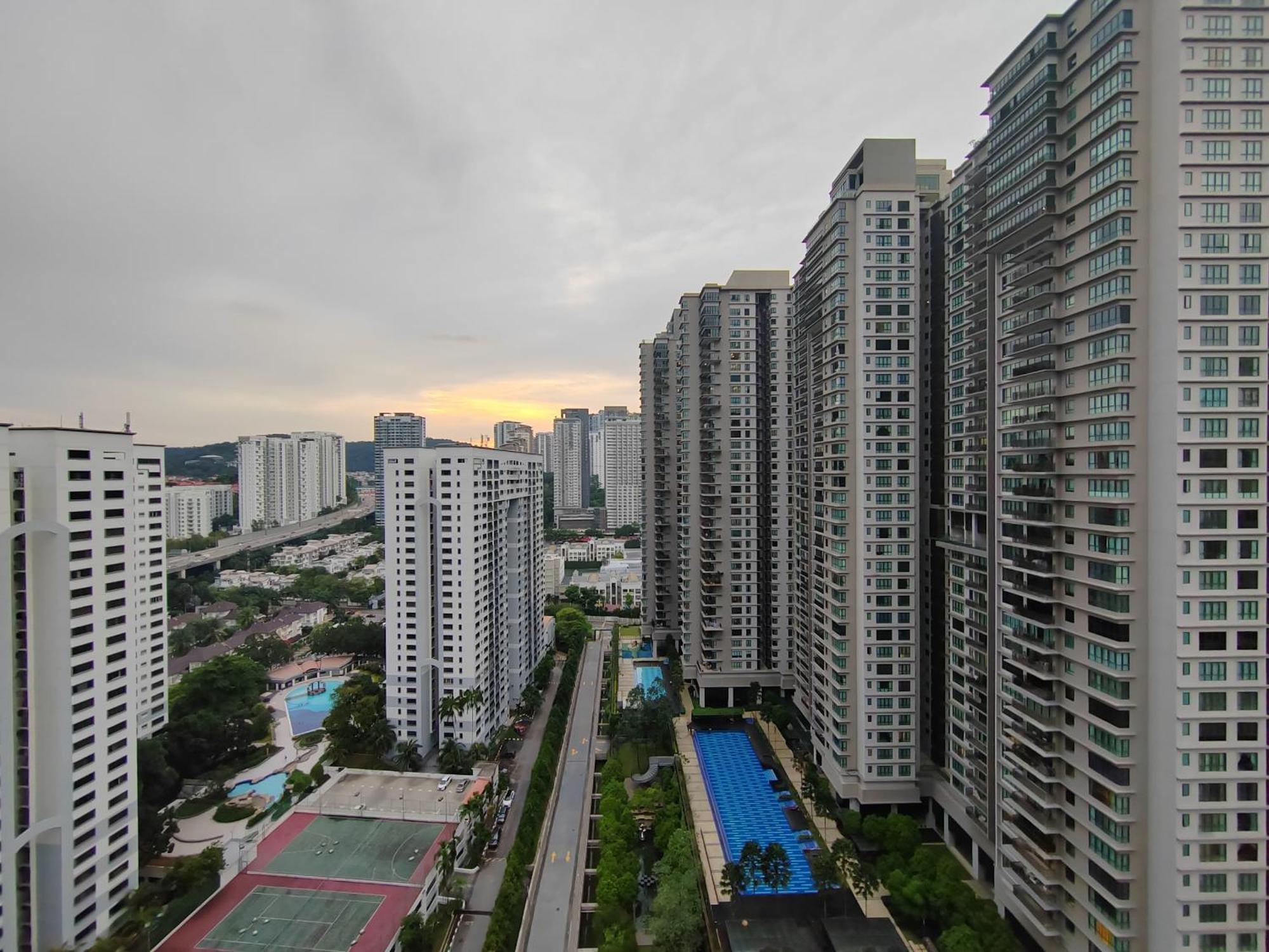 Mont Kiara Cozy 2 #2bedroom With Balcony #arcoris Pangsapuri Kuala Lumpur