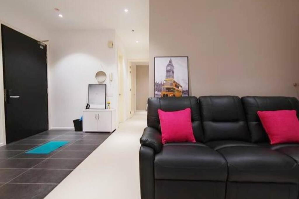 Mont Kiara Cozy 2 #2bedroom With Balcony #arcoris * Kuala Lumpur