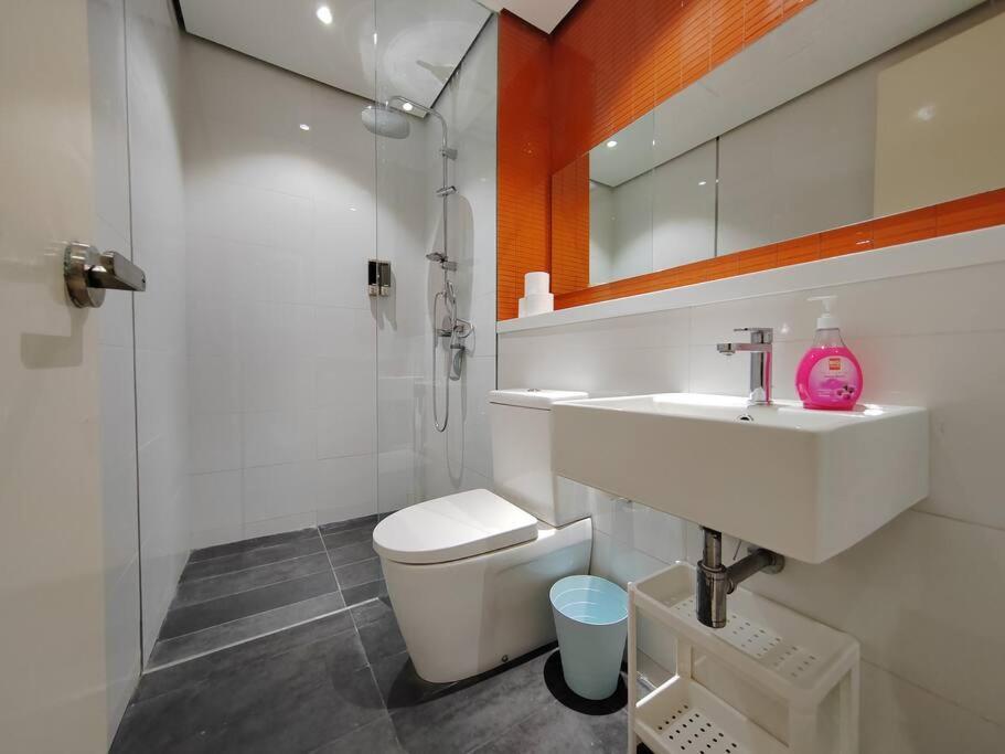 Mont Kiara Cozy 2 #2bedroom With Balcony #arcoris *